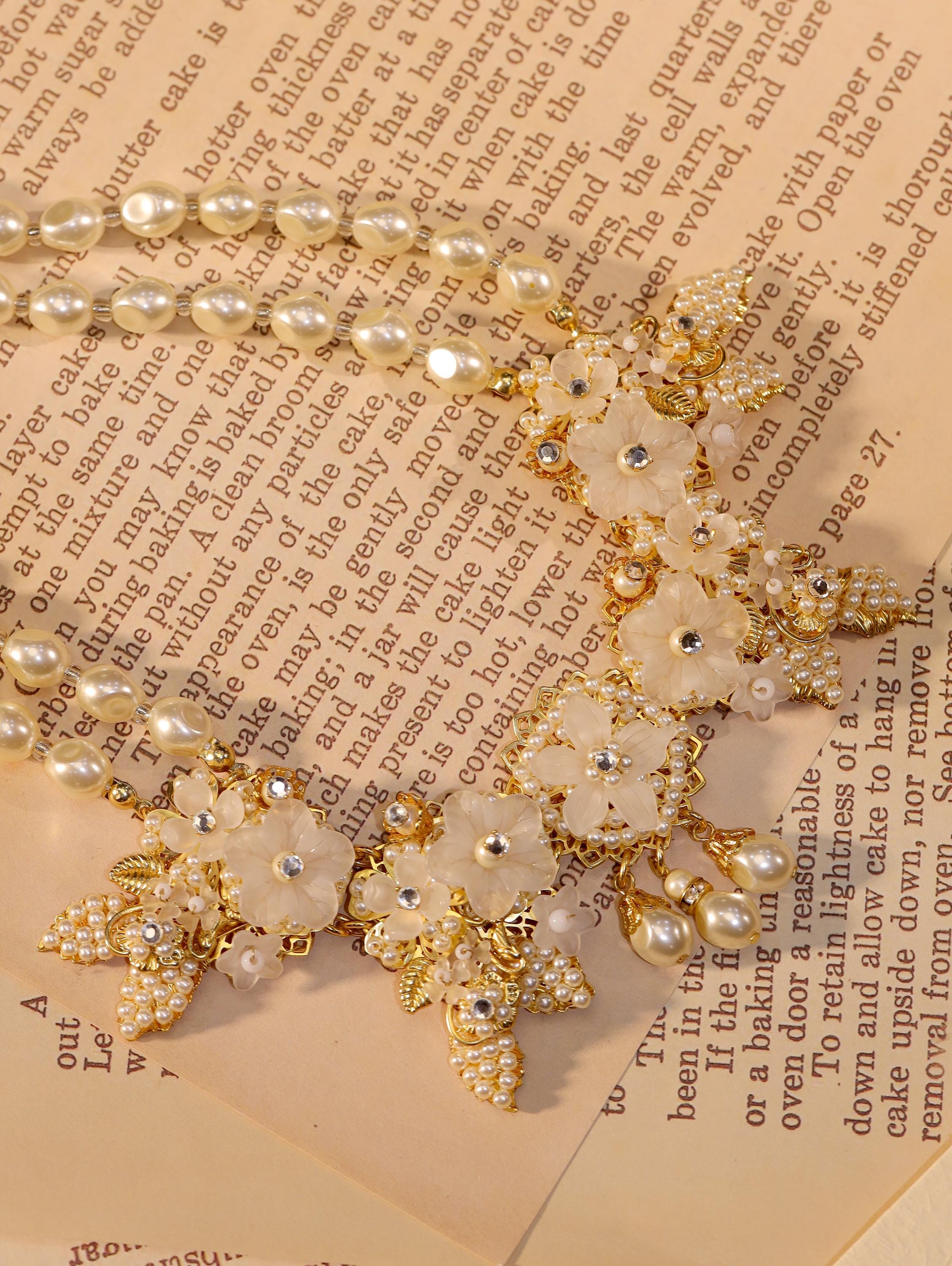 Pearl Flower Statement Necklace with Crystal Accents | Elegant Bridal Choker |vintage necklace