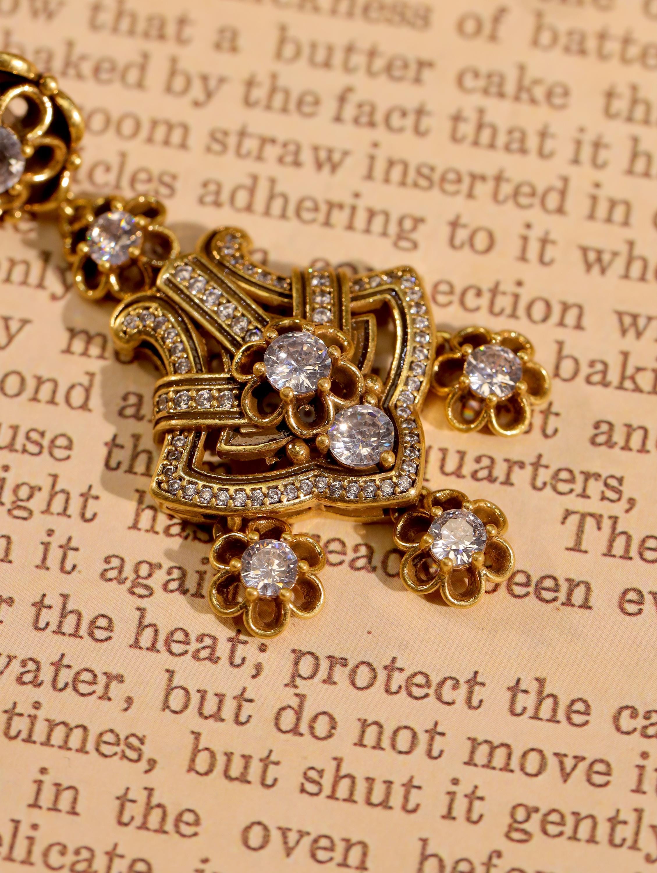 Baroque Crystal Filigree Necklace & Earrings Set | Vintage Bridal Jewelry Set
