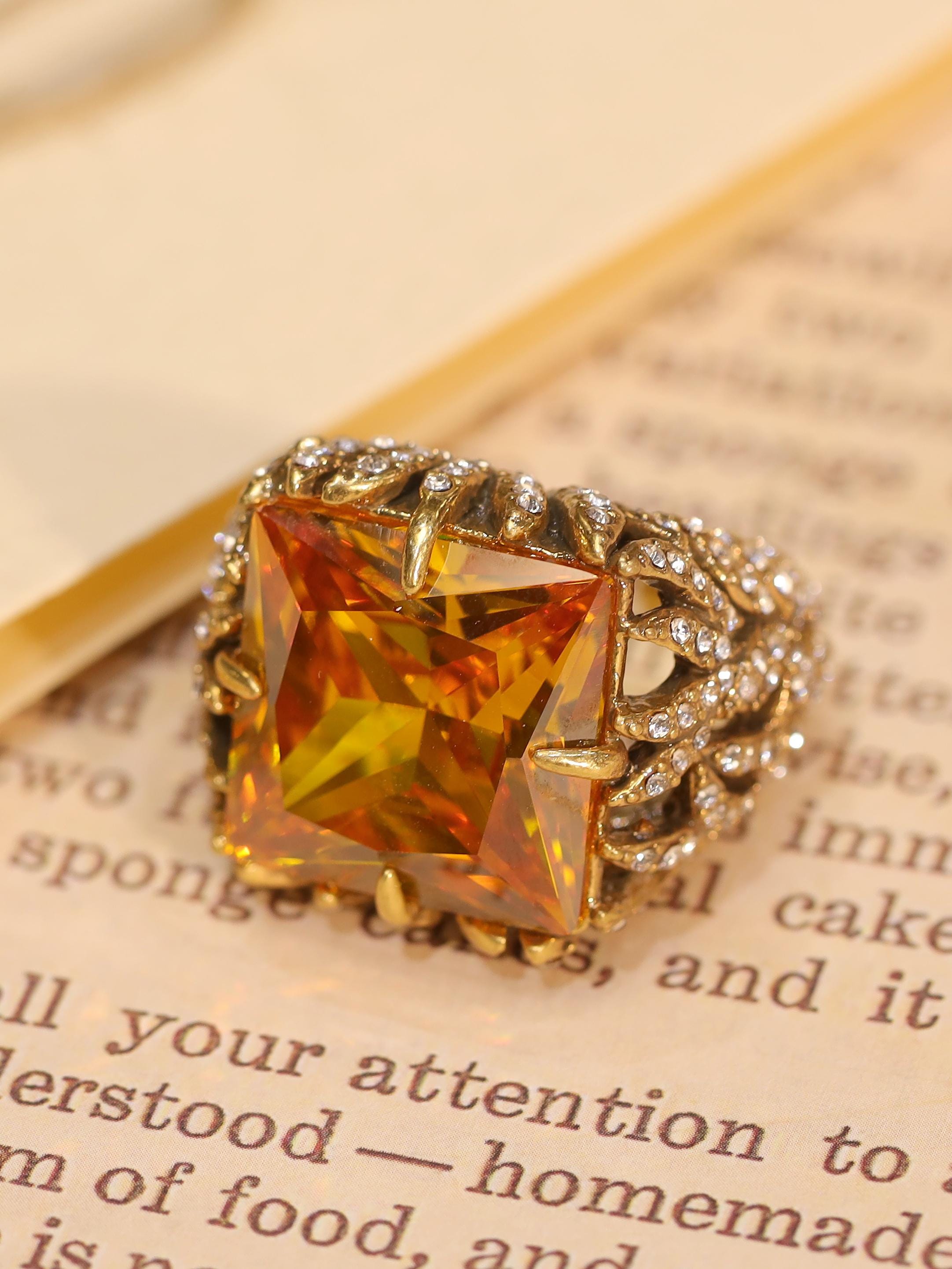 Swarovski Yellow Crystal Statement Ring  Vintage Gold Claw Cocktail Ring, Baroque Adjustable Jewelry, Bold Retro Gift for Her