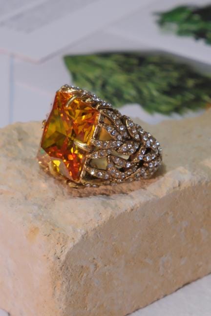 Swarovski Yellow Crystal Statement Ring  Vintage Gold Claw Cocktail Ring, Baroque Adjustable Jewelry, Bold Retro Gift for Her