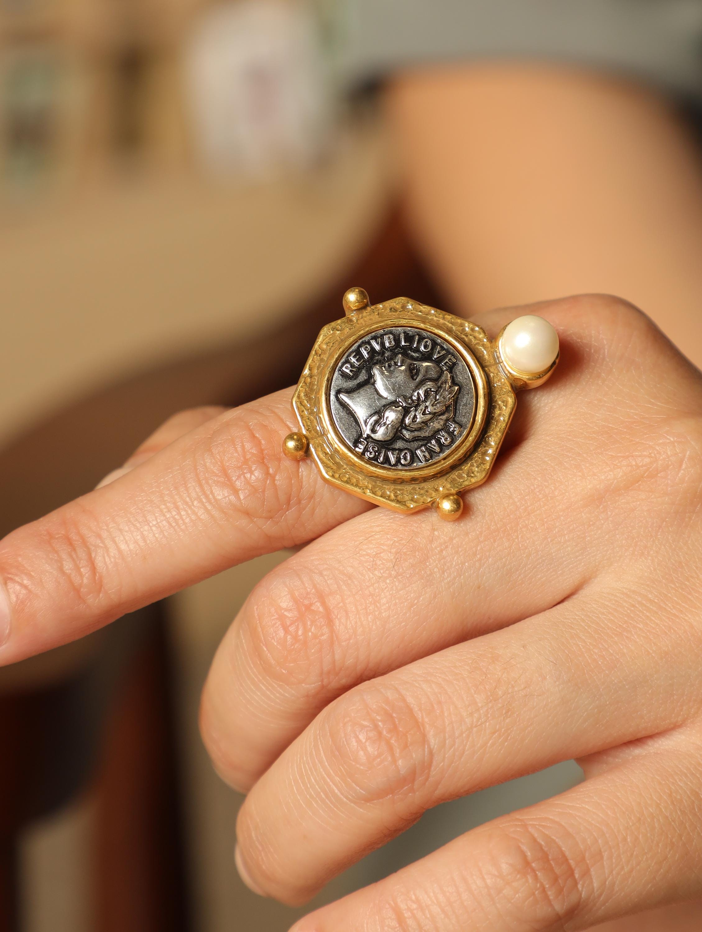 Baroque Pearl Necklace and Ring Set, Vintage Roman Coin Jewelry, Handmade Gold Plated Jewelry, Elegant Gift for Women, Retro Statement Set
