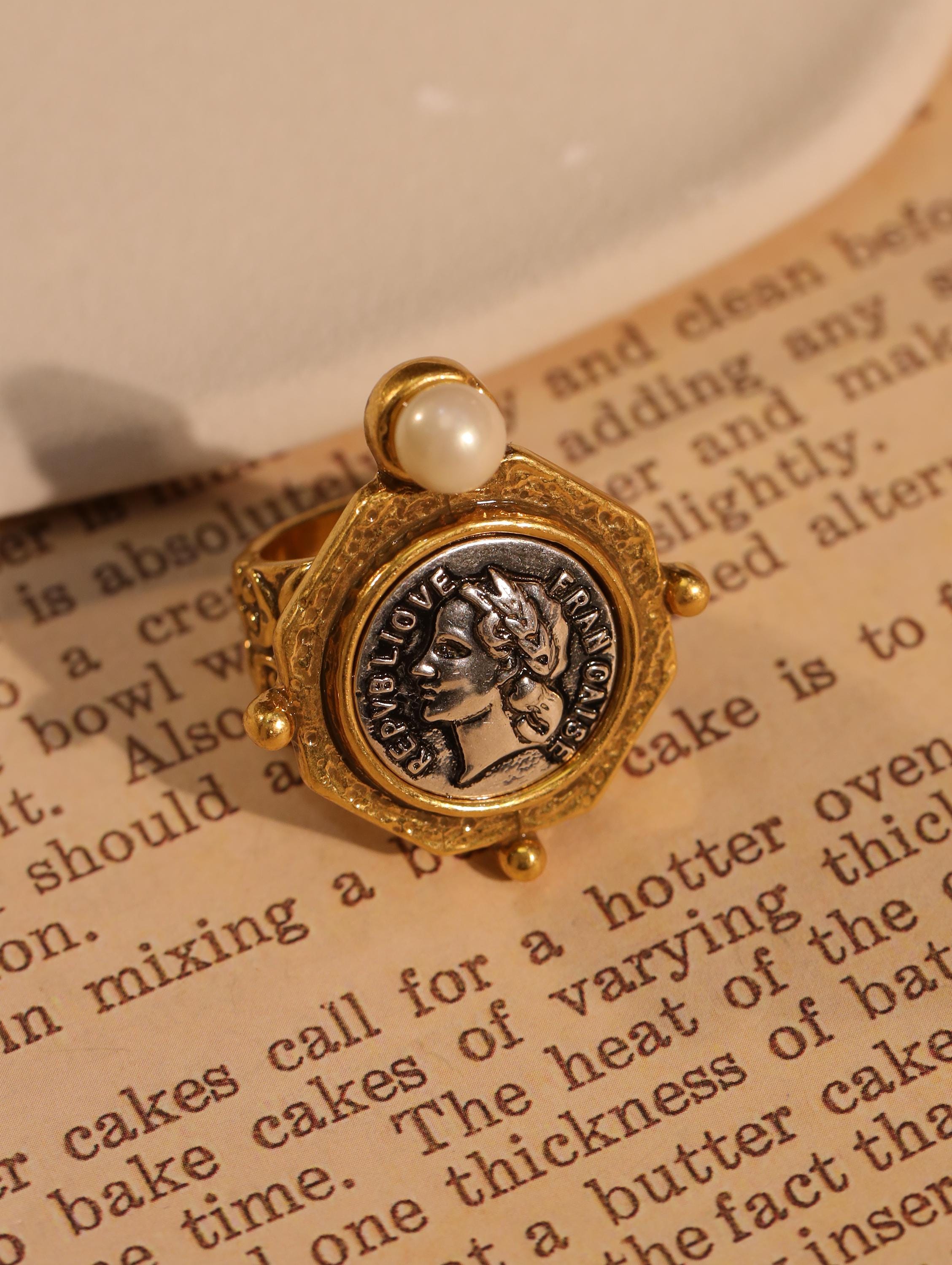 Baroque Pearl Necklace and Ring Set, Vintage Roman Coin Jewelry, Handmade Gold Plated Jewelry, Elegant Gift for Women, Retro Statement Set