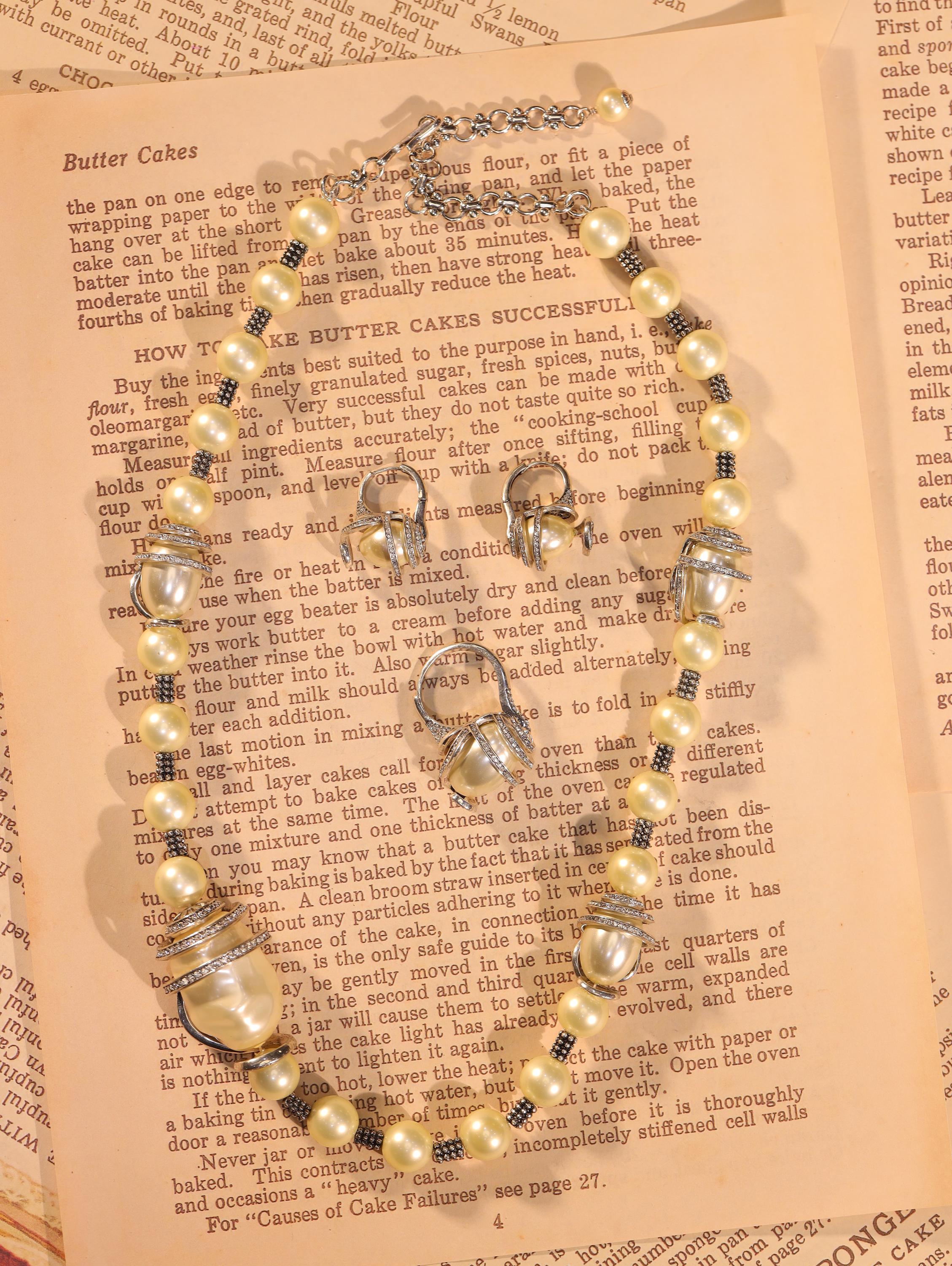 Vintage Pearl Necklace Earrings Ring Set, Retro Drop Pendant Jewelry, Elegant Cream Bead Bridal Jewelry, 3-Piece Gift Set for Her