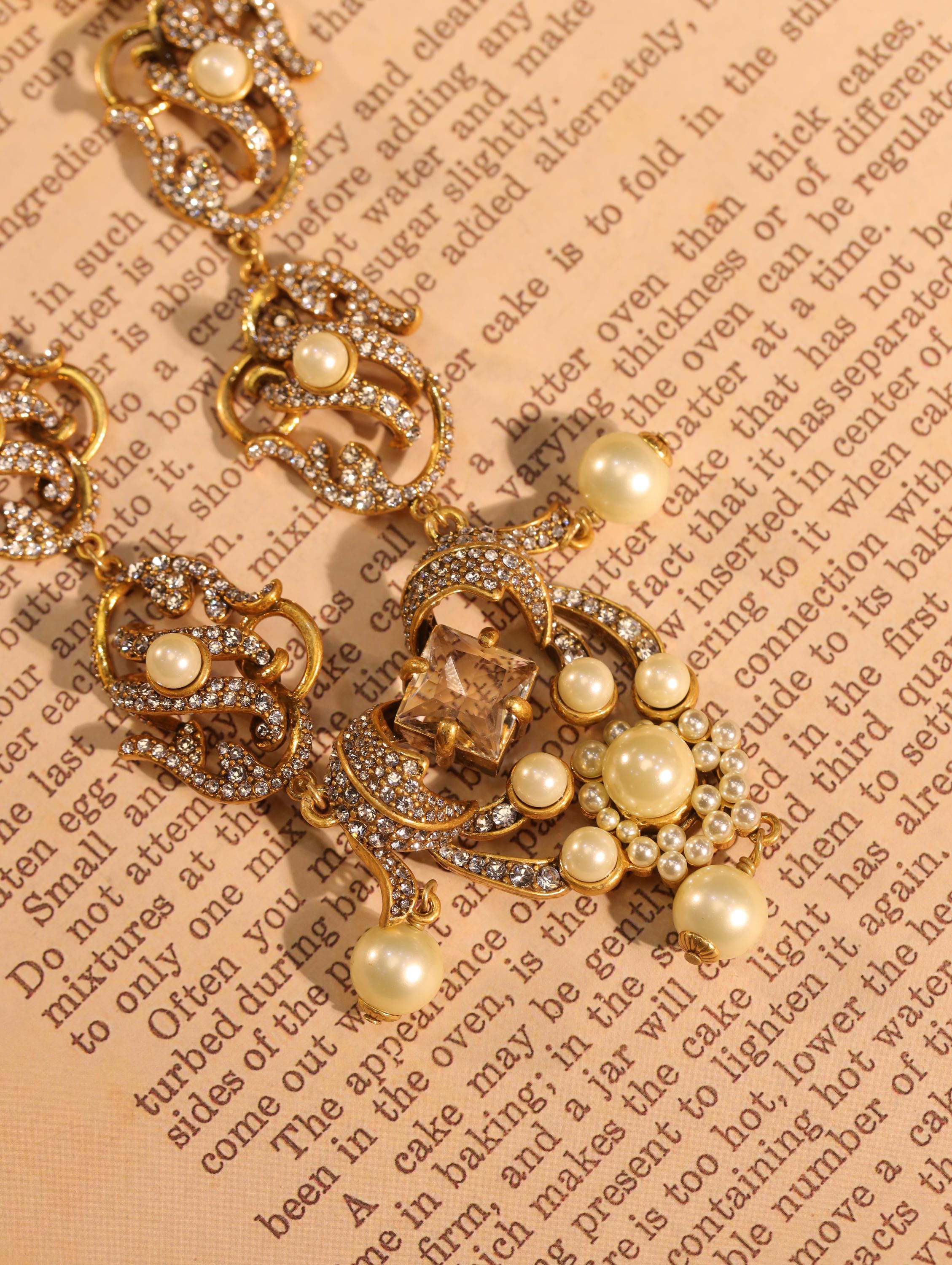 Luxury Vintage Pearl Necklace & Earrings Set, 18K Gold Plated, Swarovski Crystals, Baroque Inspired Handcrafted Jewelry for Collectors