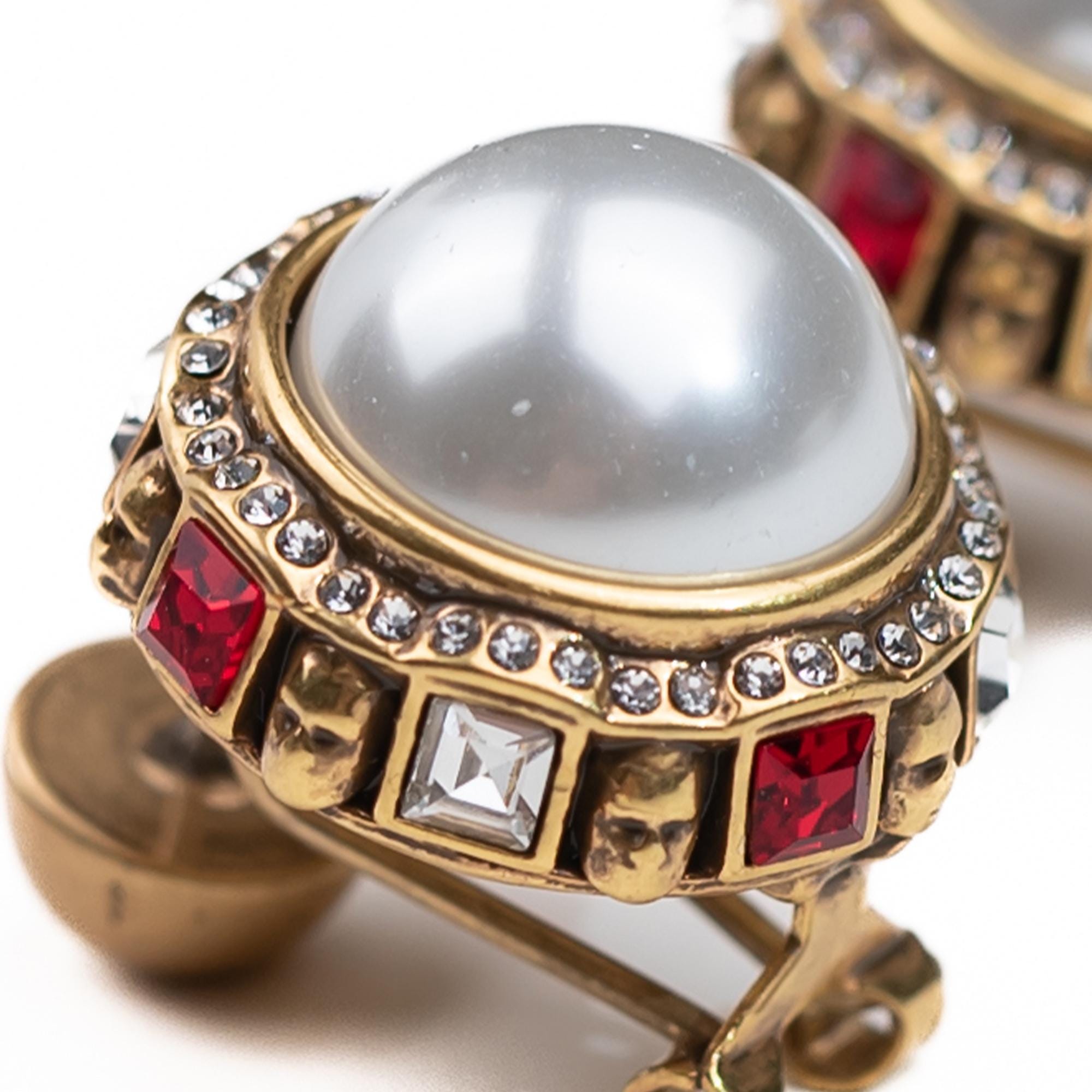 French Vintage Pearl Jewelry Set, Handmade Statement Ring & Stud Earrings, Baroque Inspired Gold Plated Jewelry for Elegant Women